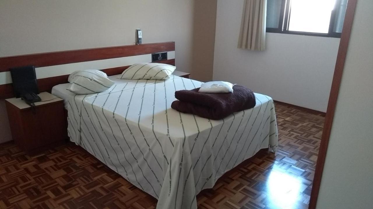 Blanco Palace Hotel Сан-Жозе-дус-Кампус Экстерьер фото